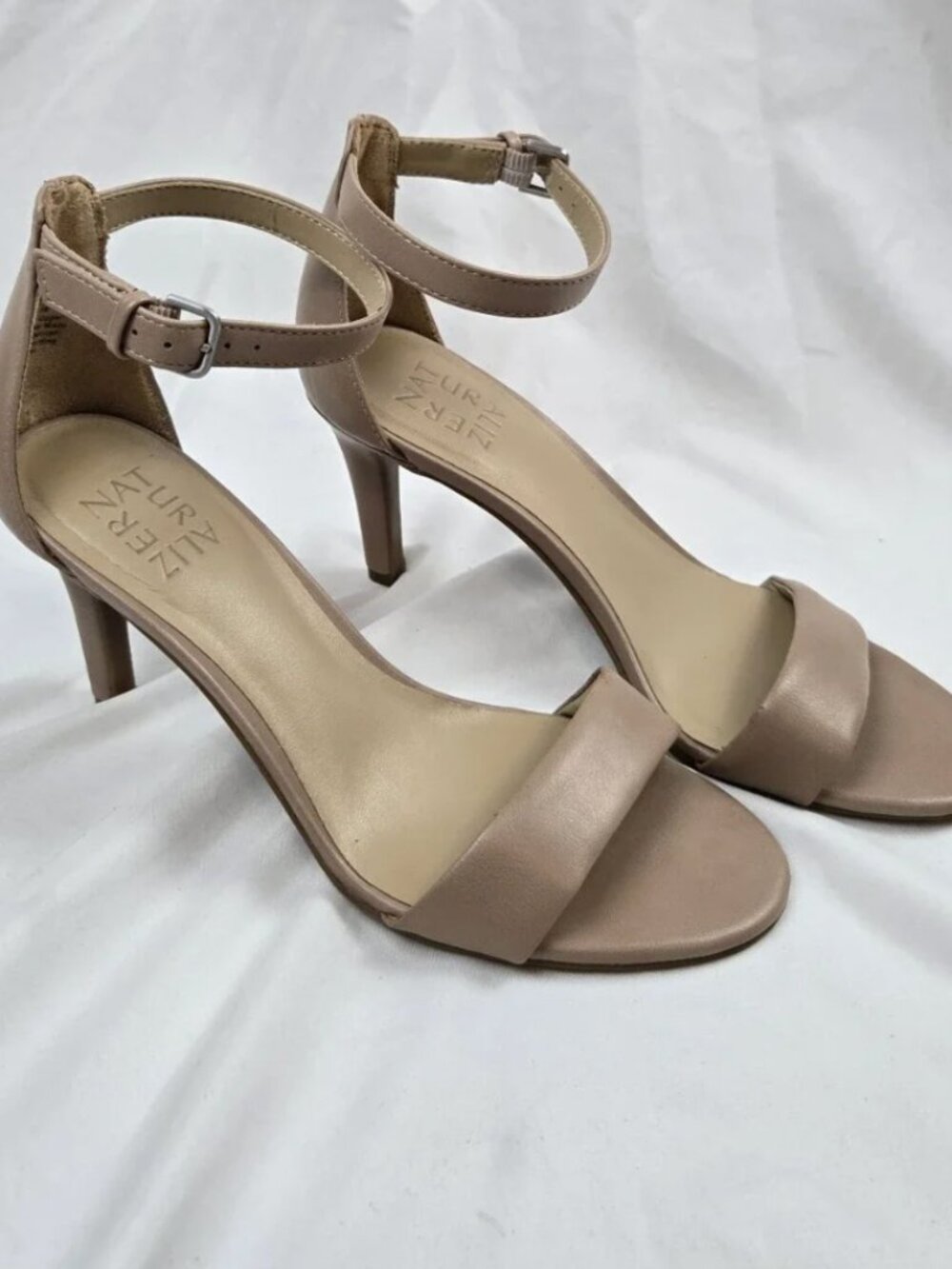 Naturalizer Women's Nude Taupe Ankle Strap Heels Sandals 7.5M 38 Open Toe